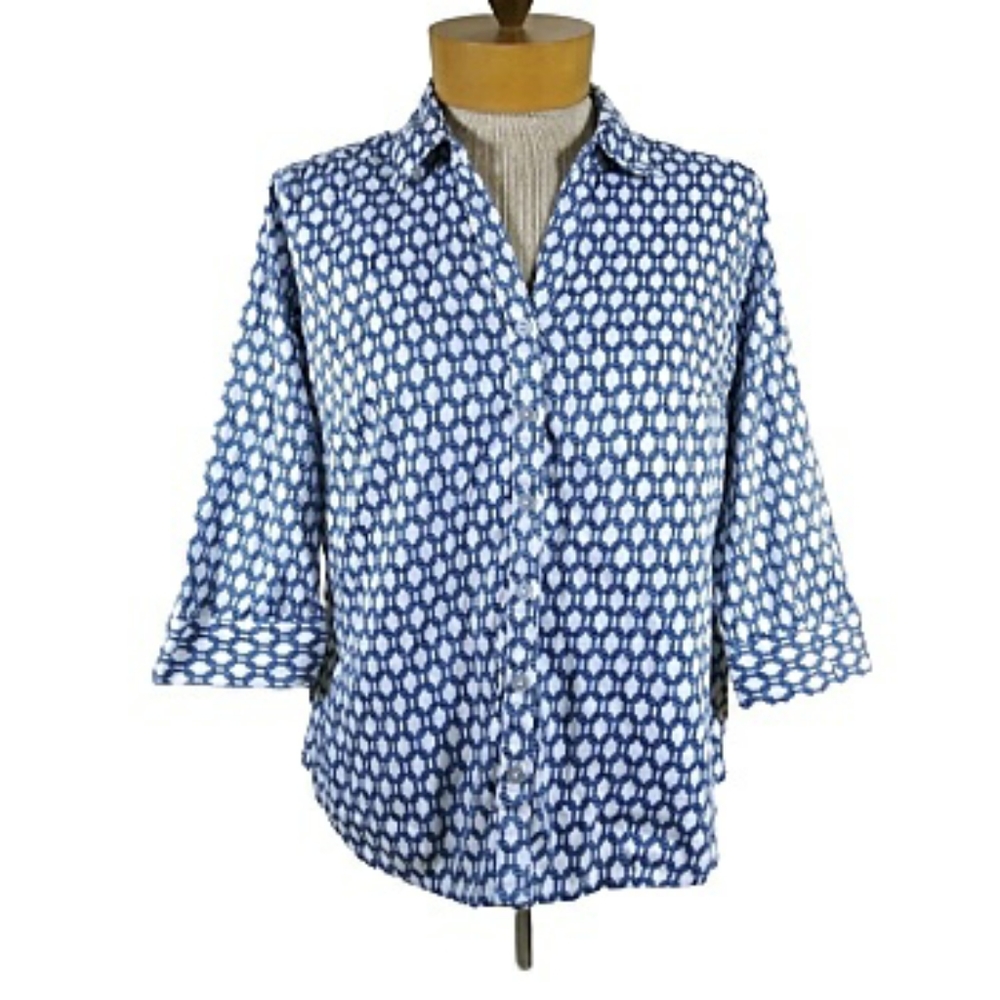 212 Collection - Blue White Patterned Button Top - image 1